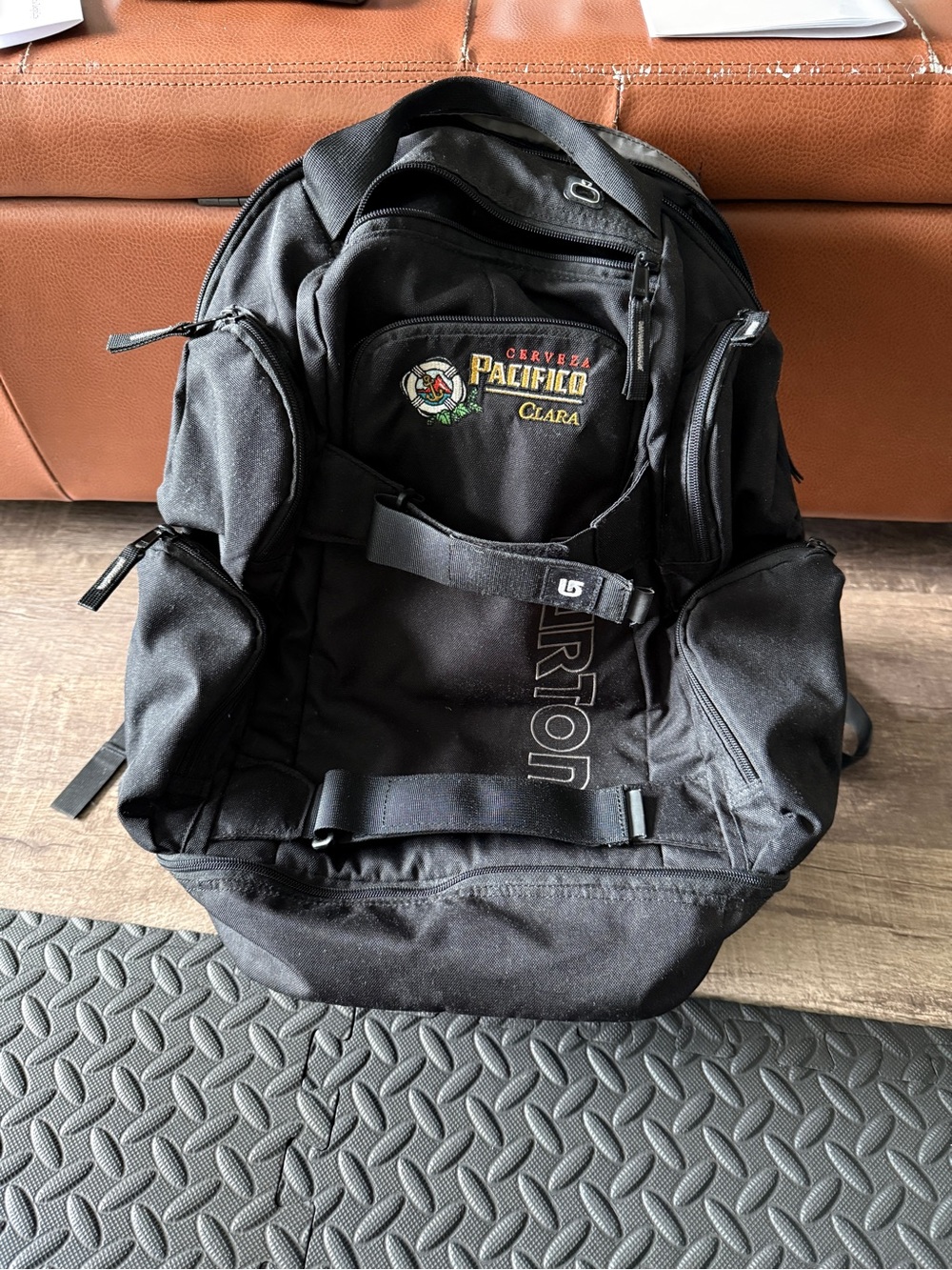 Burton Black Men's Backpack with Pacífico Patch